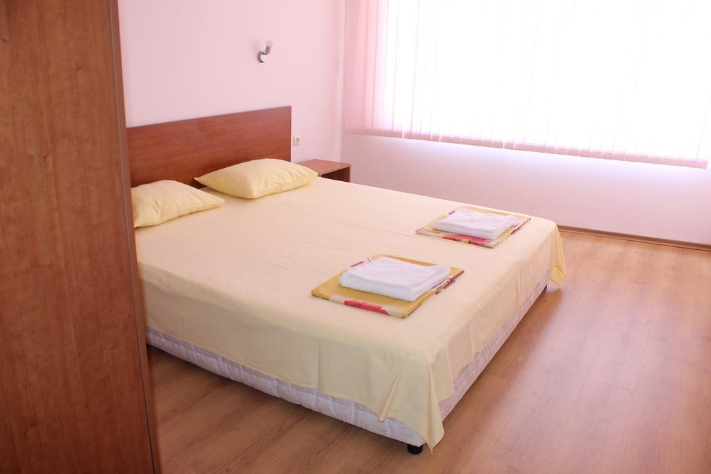 Aqua Blue Apartments Pantai Sunny Bilik gambar