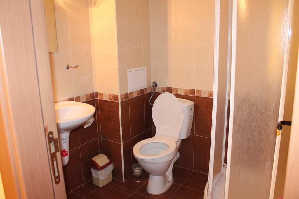 Aqua Blue Apartments Pantai Sunny Bilik gambar