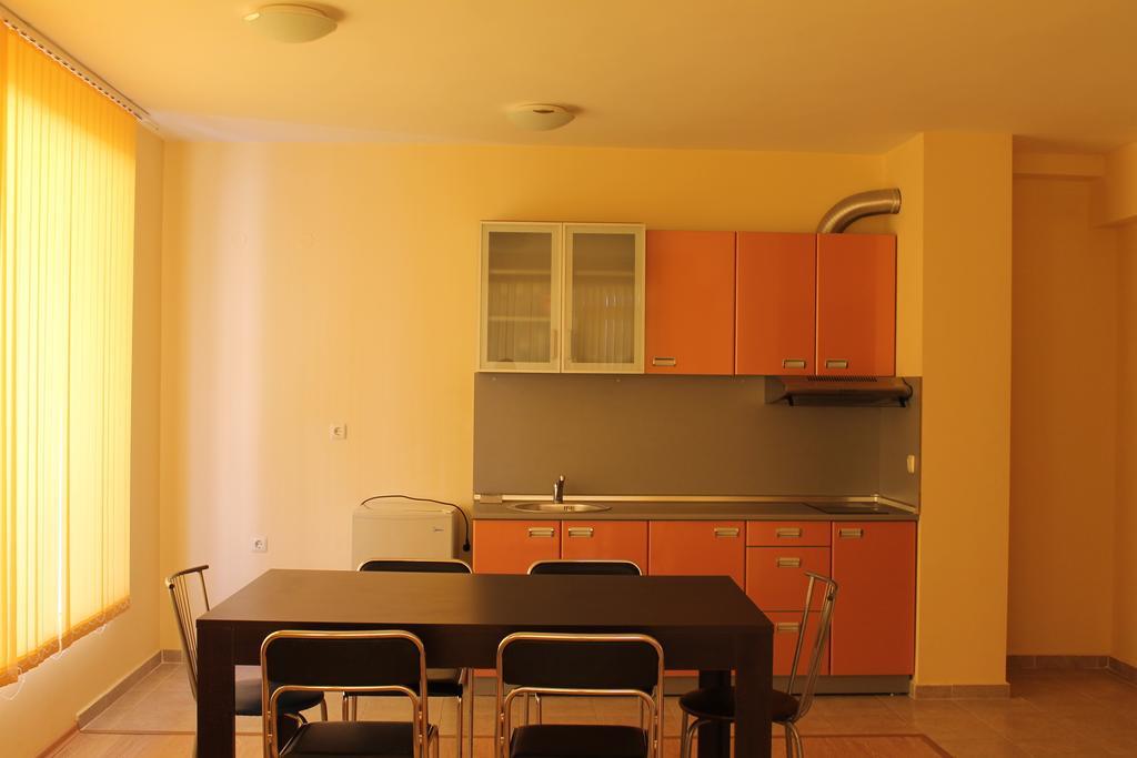 Aqua Blue Apartments Pantai Sunny Bilik gambar