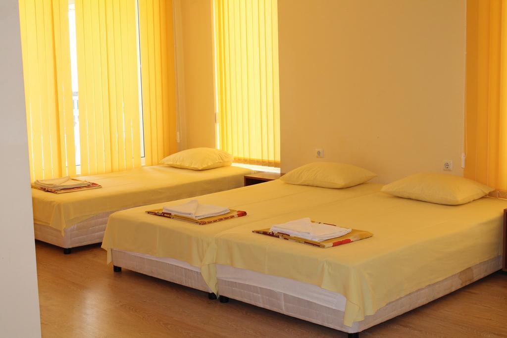 Aqua Blue Apartments Pantai Sunny Bilik gambar